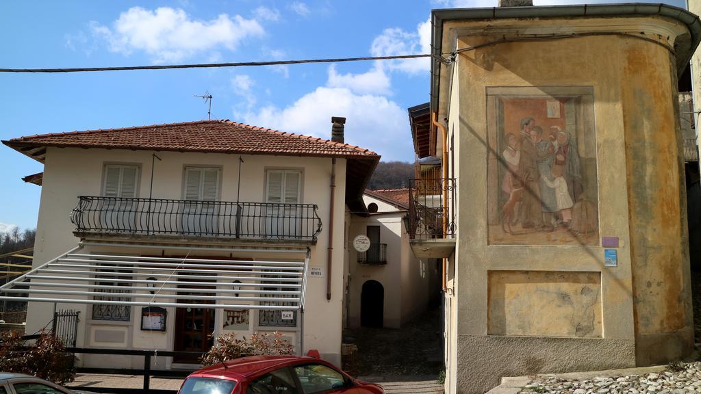 Locanda Del Pittore Arcumeggia Exterior foto