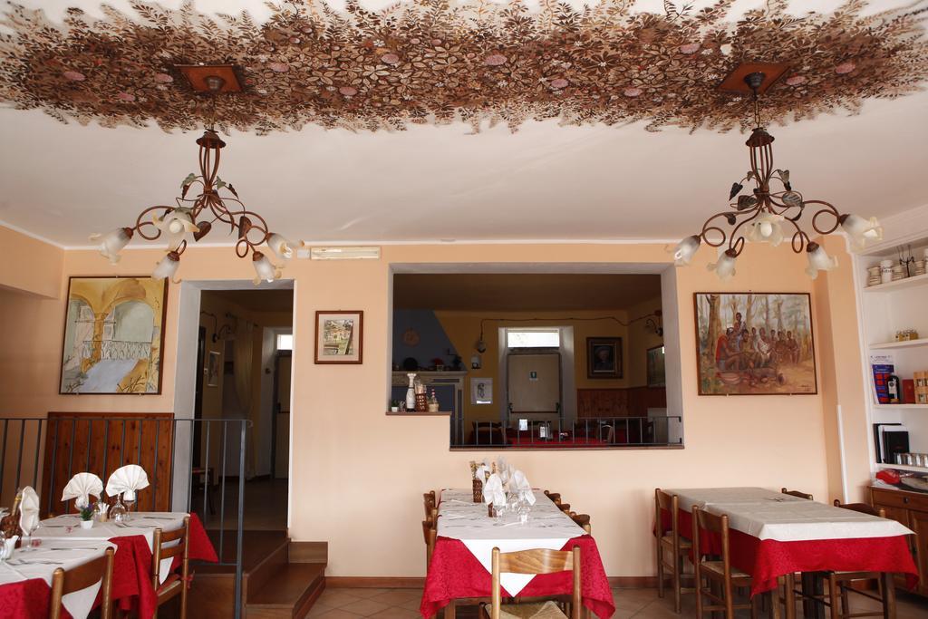 Locanda Del Pittore Arcumeggia Exterior foto
