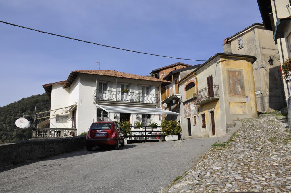 Locanda Del Pittore Arcumeggia Exterior foto